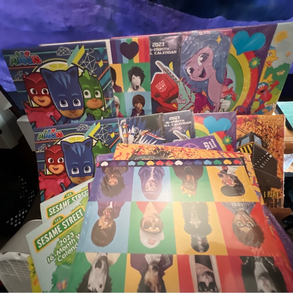 Toys - Picture 6 of 11